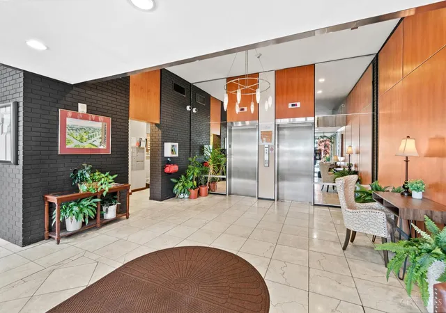 4th image of 810 Matson Pl #305, Cincinnati, OH 45204 | MLS# 1887694