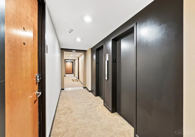 5th image of 810 Matson Pl #305, Cincinnati, OH 45204 | MLS# 1887694