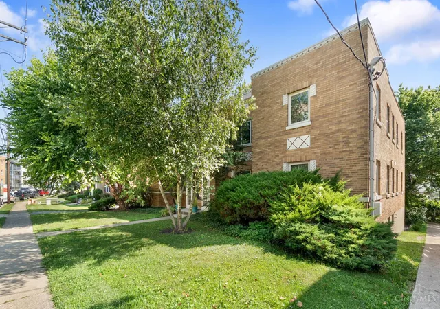 3rd image of 3420 Shaw Ave, Cincinnati, OH 45208