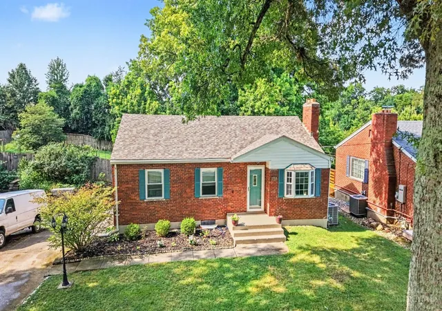 2nd image of 558 E State Rd, Cleves, OH 45002 | MLS# 1887668