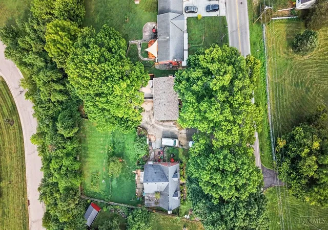 3rd image of 558 E State Rd, Cleves, OH 45002 | MLS# 1887668