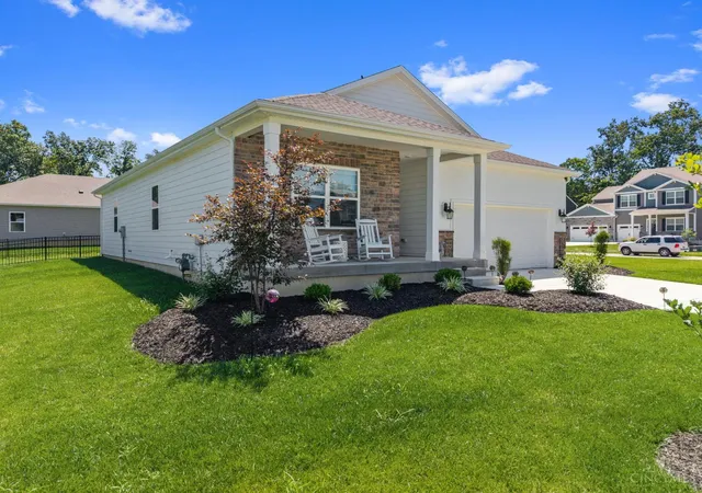 5th image of 3650 Heritage Farm Ln, Amelia, OH 45102 | MLS# 1887341