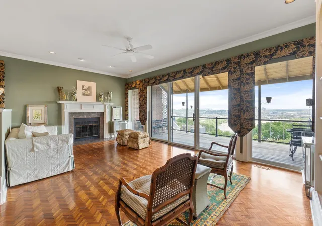 Photo 3 of Townhouse for sale at 382 Grand Ave, Cincinnati, OH 45205 | MLS# 1887759 | Listing updated on 2026-09-09