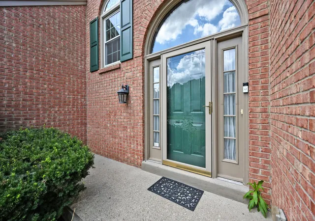 Photo 2 of Single family home for sale at 6889 Maddux Dr, Cincinnati, OH 45230 | MLS# 1887763 | Listing updated on 2026-08-28