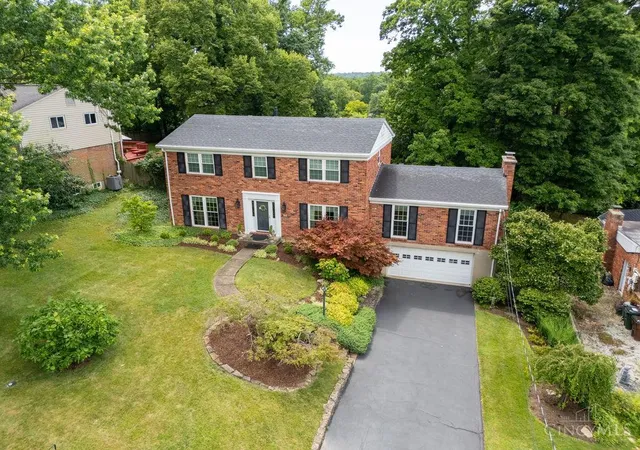 1st image of 1089 Stormy Wy, Anderson Twp, OH 45230 | MLS# 1887779