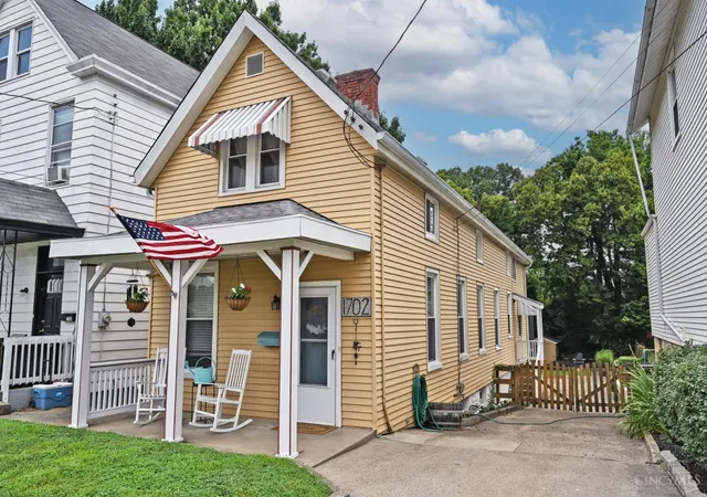 2nd image of 1702 West St, Norwood, OH 45212 | MLS# 1887798