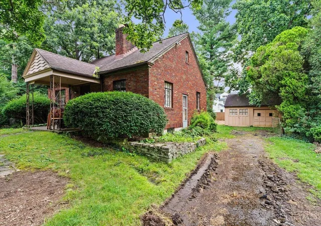 2nd image of 615 Myrtle Ave, Terrace Park, OH 45174 | MLS# 1887822