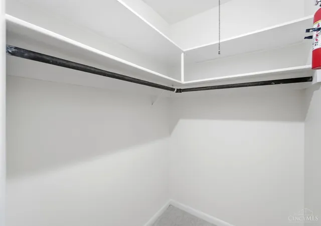 2nd image of 2111 Sutton Ave, Cincinnati, OH 45230