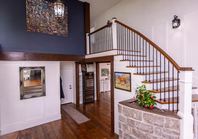 5th image of 5025 Drake Rd, Indian Hill, OH 45243 | MLS# 1887671