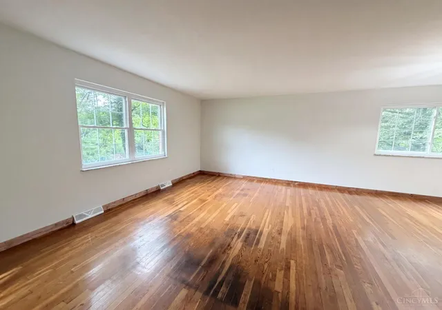 Photo 3 of Single family home for sale at 1004 Marcie Ln, Miami Twp, OH 45150 | MLS# 1887820 | Listing updated on 2026-09-25