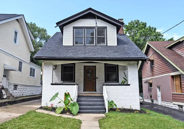 1st image of 322 Dorchester Ave, Cincinnati, OH 45219 | MLS# 1887692