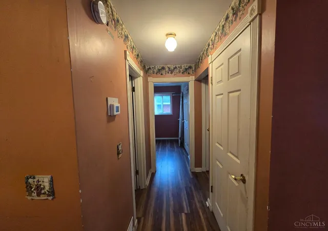 Photo 3 of Sale Pending at 7069 Bluecrest Dr, Cincinnati, OH 45230 | MLS# 1887868 | Listing updated on 2026-08-07