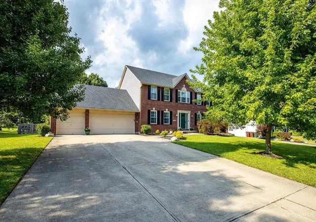 3rd image of 5476 Bentwood Dr, Mason, OH 45040 | MLS# 1887909