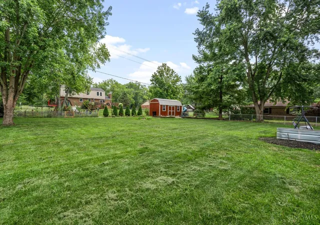 2nd image of 9732 Stagecoach Dr S, Centerville, OH 45458 | MLS# 1887718
