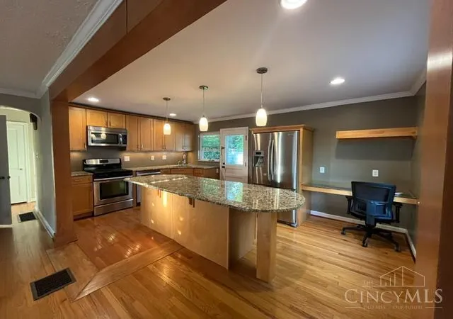 5th image of 6825 Esther Ln, Madeira, OH 45243 | MLS# 1887903