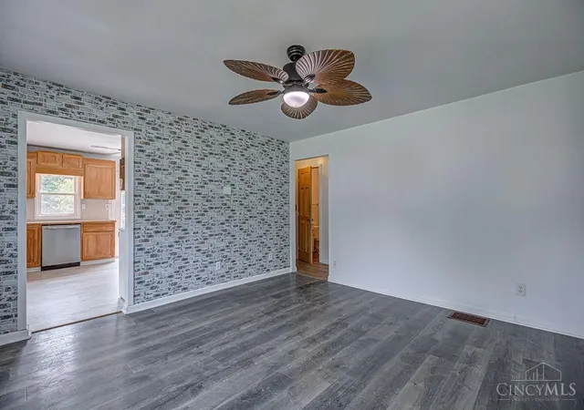 4th image of 8131 Thomas Rd, Middletown, OH 45042 | MLS# 1887927