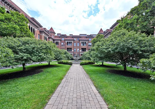 Photo 2 of Sale Pending at 2356 Park Ave #10, Cincinnati, OH 45206 | MLS# 1887953 | Listing updated on 2026-09-21