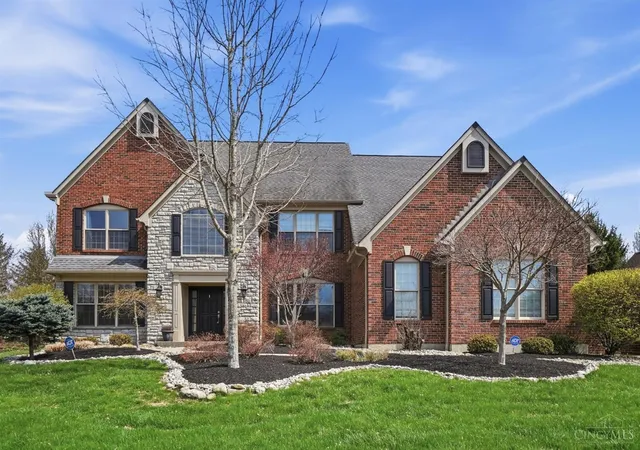 3rd image of 858 River Forest Dr, Maineville, OH 45039 | MLS# 1885798