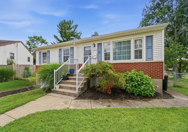 Photo 2 of Sale Pending at 5745 Westgrove Dr, Cincinnati, OH 45248 | MLS# 1876408 | Listing updated on 2026-09-12