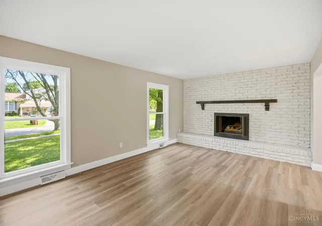 5th image of 3209 Autumn Ln, Green Twp, OH 45239 | MLS# 1887972