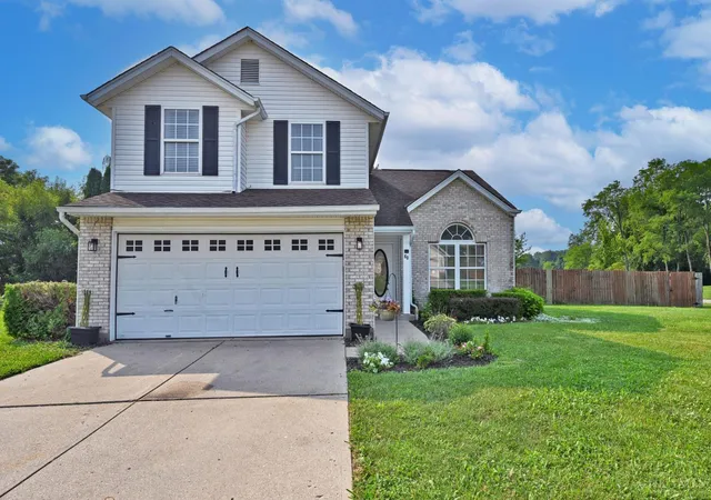 1st image of 60 Robin Wy, Pierce Twp, OH 45102 | MLS# 1887969
