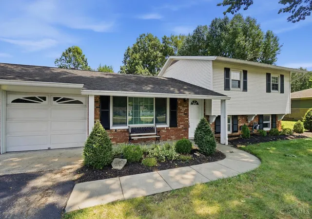 5th image of 10324 Short Rd, Harrison, OH 45030 | MLS# 1887938