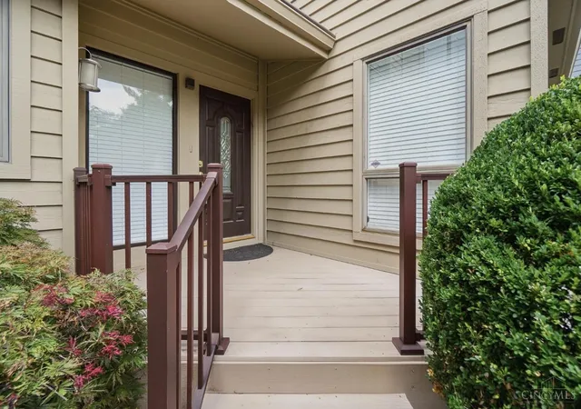 4th image of 15 Falling Brook Ln, Blue Ash, OH 45241 | MLS# 1887655