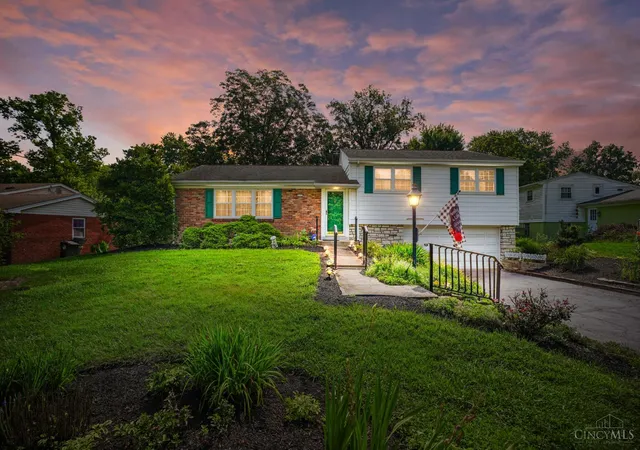Single family home for sale at 830 Sunderland Dr, Anderson Twp, OH 45255 | MLS# 1887898