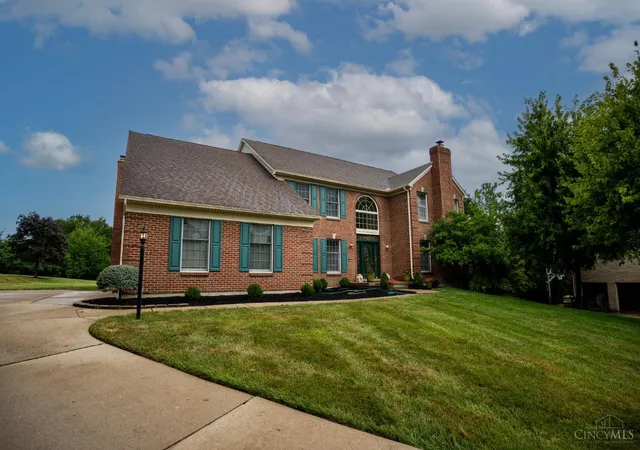 Photo 2 of Single family home for sale at 8481 Old Shaw Way, West Chester, OH 45069 | MLS# 1887585 | Listing updated on 2026-08-31