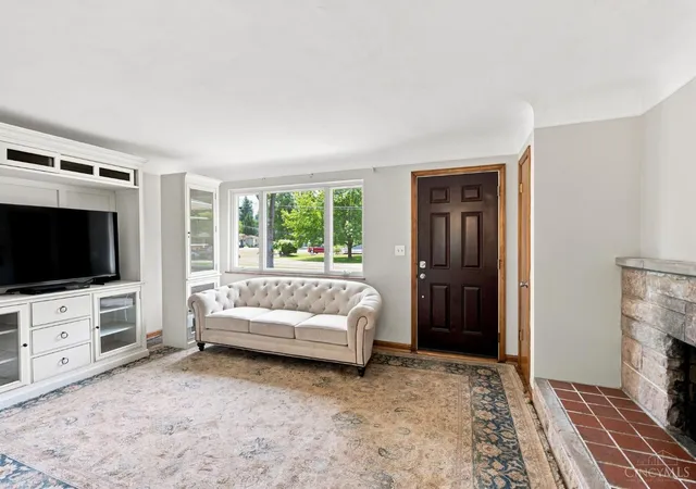 4th image of 4246 Crestview Dr, Loveland, OH 45140 | MLS# 1884347