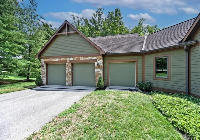 4th image of 41 Locust Hill Rd, Pierce Twp, OH 45245 | MLS# 1887937