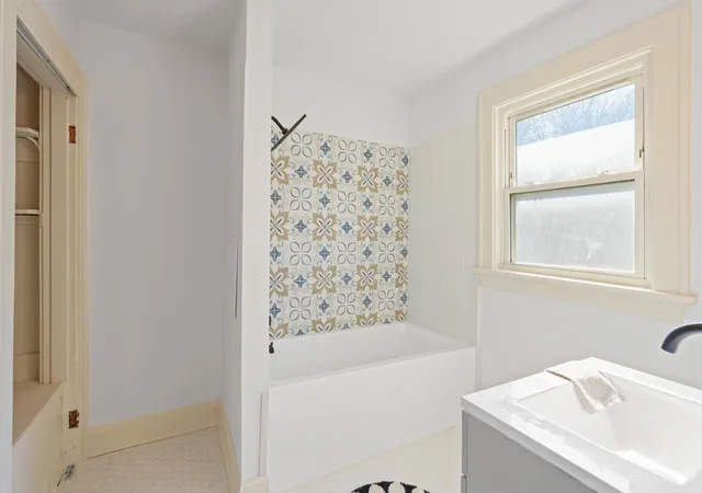 13th image of 2217 Crane Ave, Cincinnati, OH 45207 | MLS# 1888015