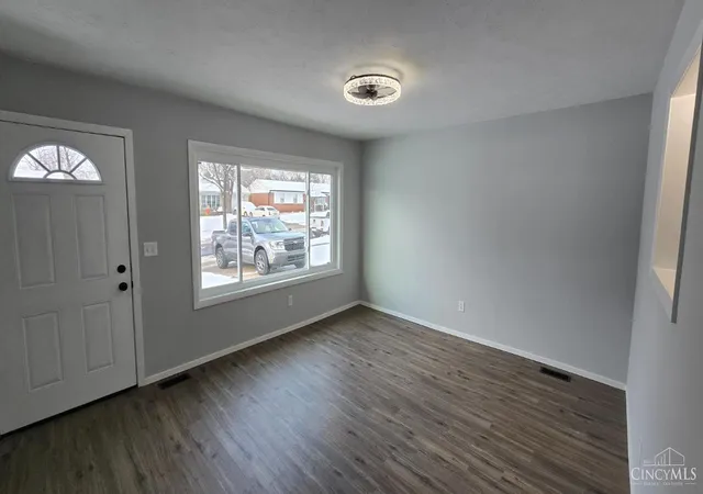 Photo 2 of Single family home for sale at 11518 Raphael Pl, Cincinnati, OH 45240 | MLS# 1888024 | Listing updated on 2026-09-18