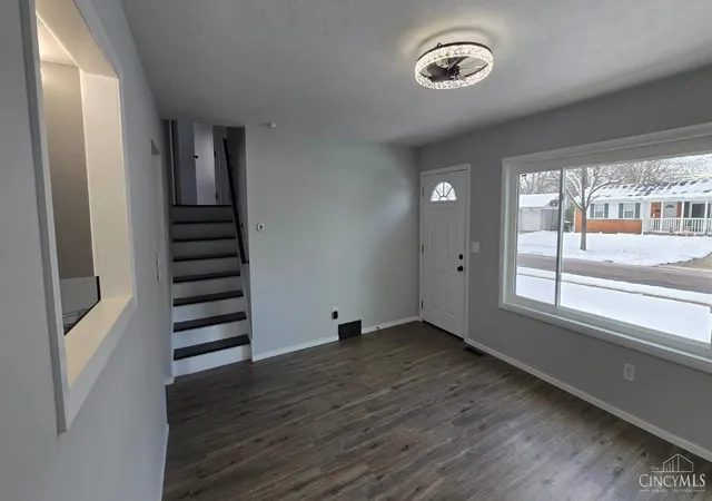 Photo 3 of Single family home for sale at 11518 Raphael Pl, Cincinnati, OH 45240 | MLS# 1888024 | Listing updated on 2026-09-18