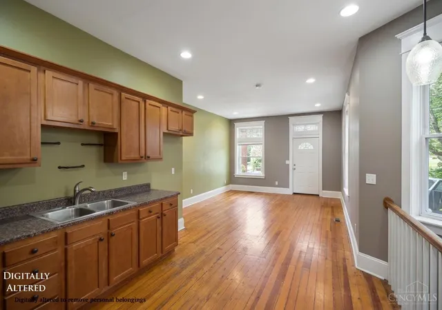 4th image of 1701 Sherman Ave, Cincinnati, OH 45212 | MLS# 1888032