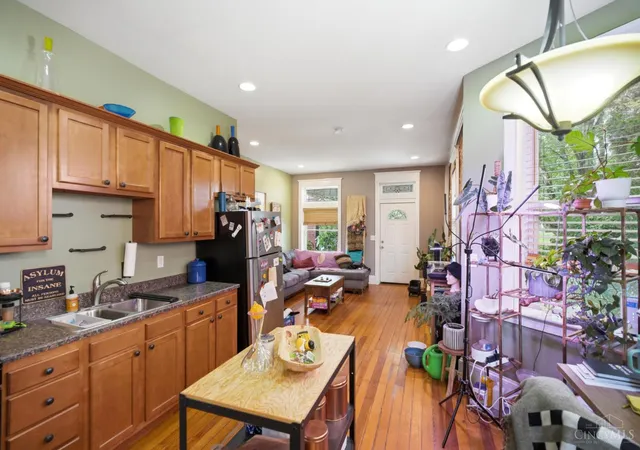 5th image of 1701 Sherman Ave, Cincinnati, OH 45212 | MLS# 1888032