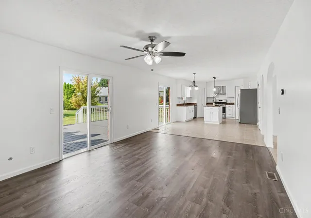 Photo 4 of Single family home for sale at 4301 Lighthouse Ln, West Chester, OH 45069 | MLS# 1887722 | Listing updated on 2026-08-28