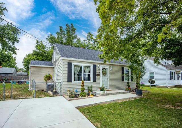 1st image of 206 Douglas Ave, Trenton, OH 45067 | MLS# 1887944
