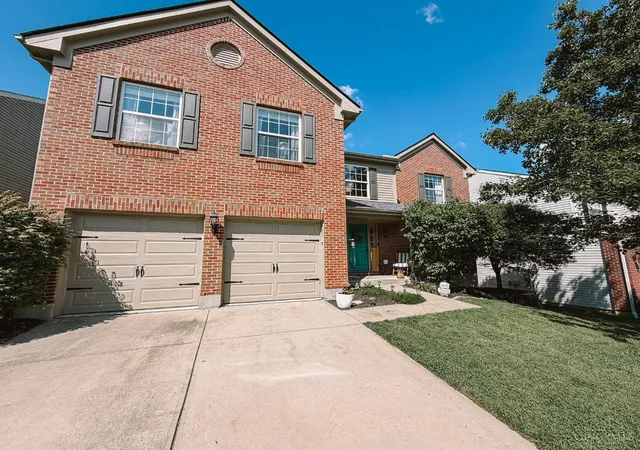 2nd image of 7169 Ruwes Oak Dr, Green Twp, OH 45248 | MLS# 1888008