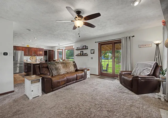 3rd image of 3965 Tolbert Rd, Trenton, OH 45067 | MLS# 1888001