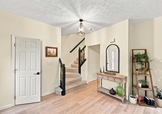 5th image of 320 Parktrail Ln, Cincinnati, OH 45238 | MLS# 1888067