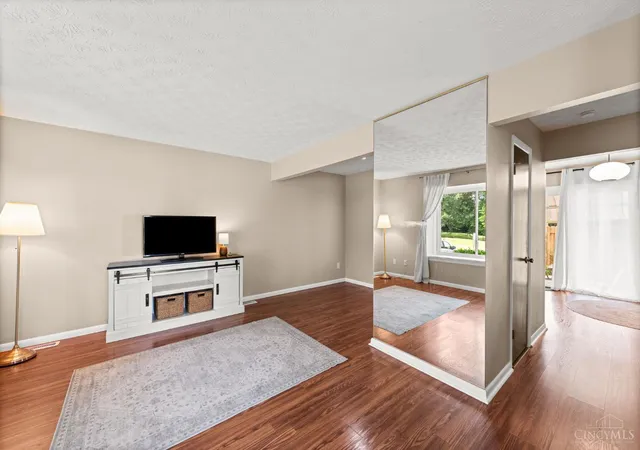 4th image of 4102 Independence Dr, Union Twp, OH 45255 | MLS# 1887773