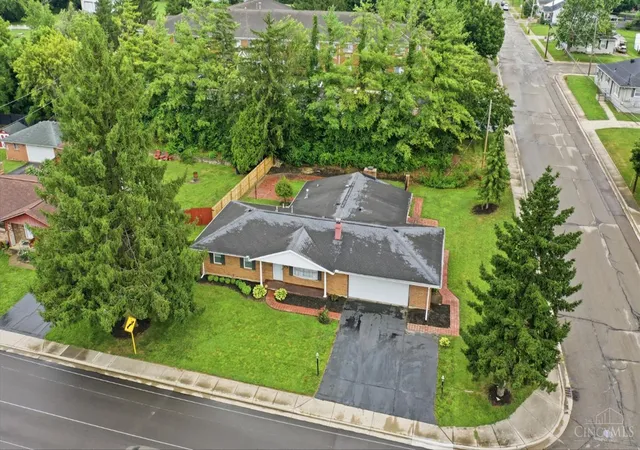 1st image of 296 E Pike St, South Lebanon, OH 45065 | MLS# 1886103
