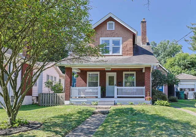 Photo 2 of Single family home for sale at 2555 Ridgeland Pl, Cincinnati, OH 45212 | MLS# 1888069 | Listing updated on 2026-09-09