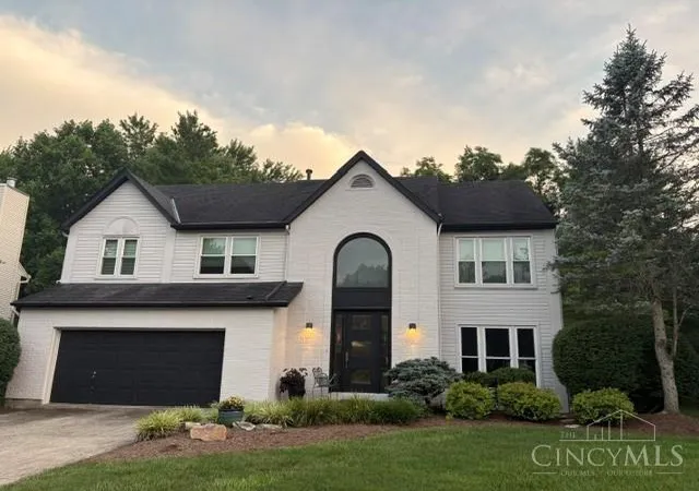 1st image of 8375 Brownsboro Pl, Cincinnati, OH 45255 | MLS# 1888081