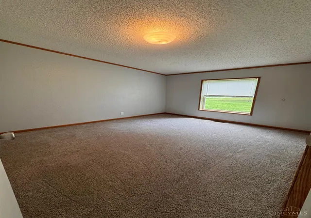 5th image of 15503 Crawford Day Rd, Mount Orab, OH 45154 | MLS# 1888087