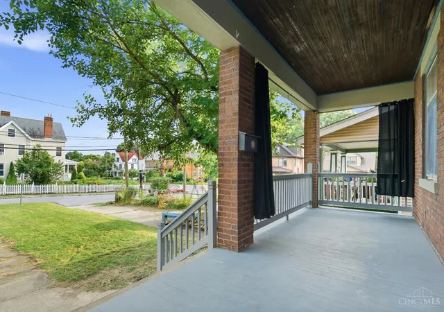 4th image of 3070 Wardall Ave, Cincinnati, OH 45211 | MLS# 1888043