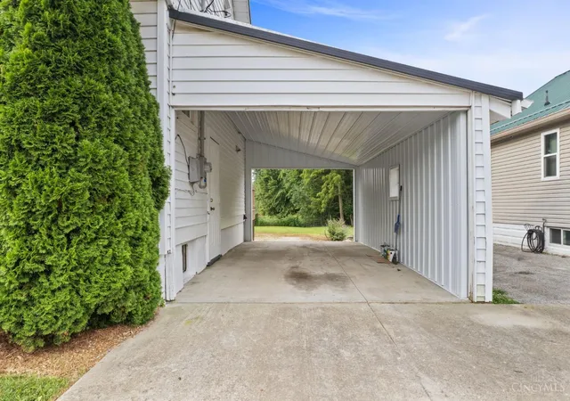 Photo 3 of Single family home for sale at 306 E Main St, Russellville, OH 45168 | MLS# 1888122 | Listing updated on 2026-09-20