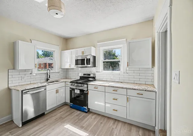 3rd image of 3992 Glenmore Ave, Cheviot, OH 45211 | MLS# 1888126