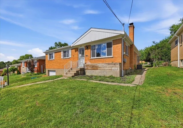 4th image of 5750 Timrick Ct, Cincinnati, OH 45238 | MLS# 1888147